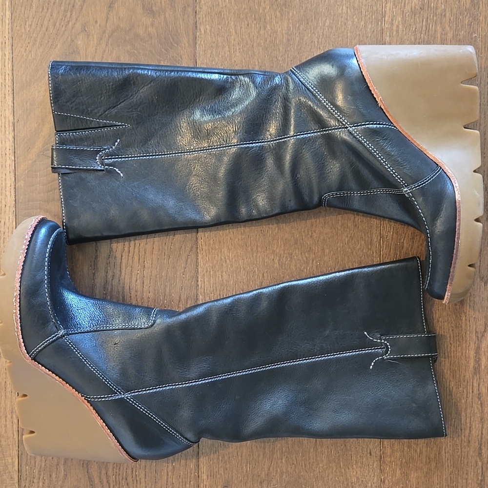 Michael Kors Black and Tan Heeled Boots - Picture 3 of 16